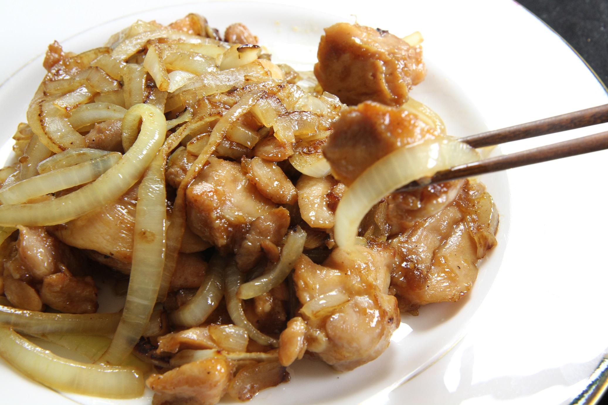 地味～に美味しい中国の家庭料理　オニオンチキン